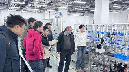 揚州經濟技術開發區科技局李俊副局長一行訪問機械工程學院，共促工程與技術研究發展